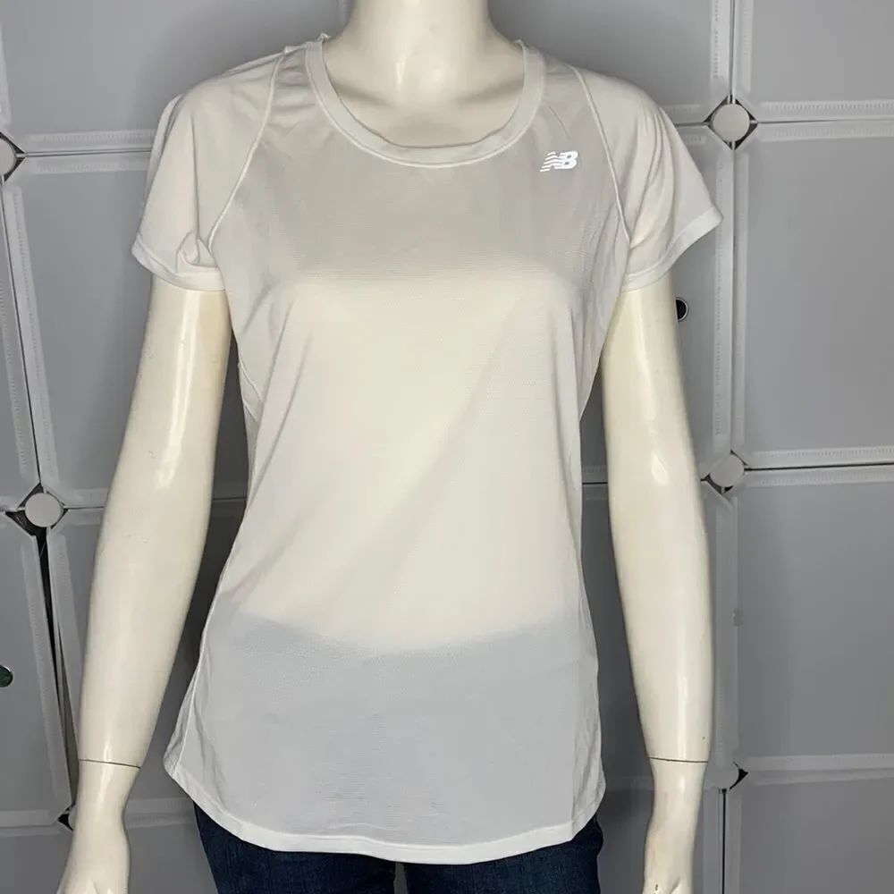 New Balance White Short Sleeve Athletic Top Size Medium